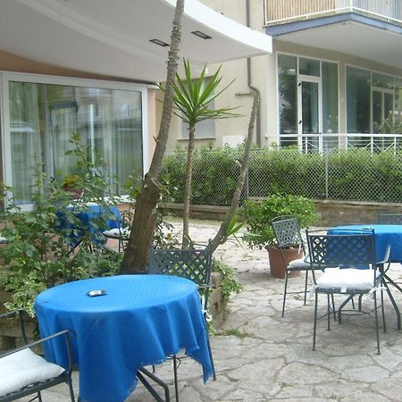 Hotel Bel Air Rivazzurra Di Rimini Exterior foto